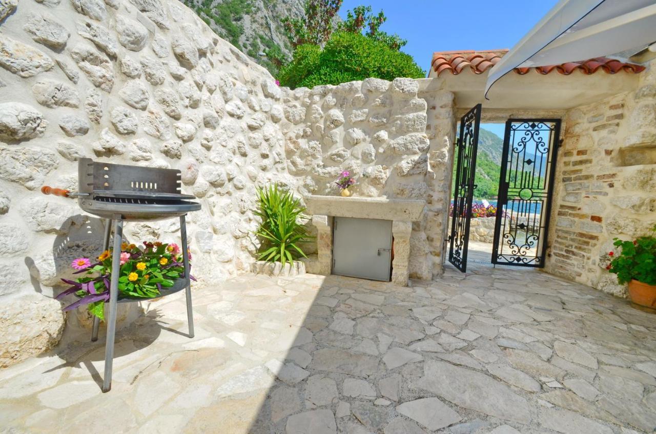 Tau Mir I Dobro Apartment Kotor Exterior foto