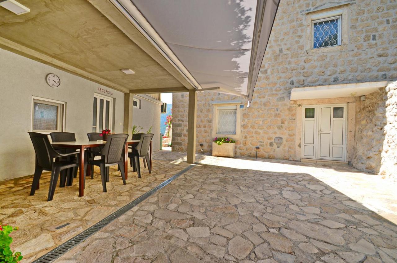 Tau Mir I Dobro Apartment Kotor Exterior foto